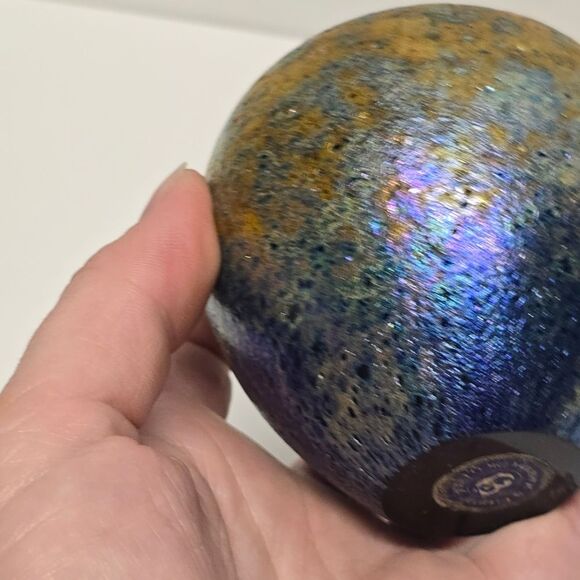 Vintage Orient & Flume Signed Iridescent Textured Glass Apple Paperweight - Picture 5 of 16